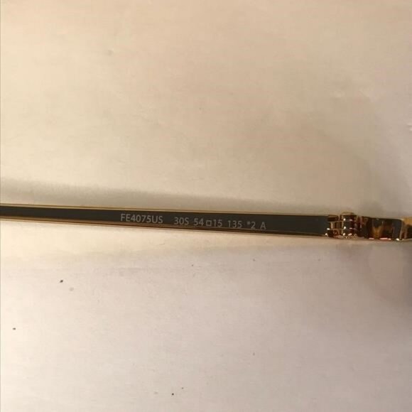 New - Original Fendi First oval FE4075US 30S sunglasses - Picture 12 of 12